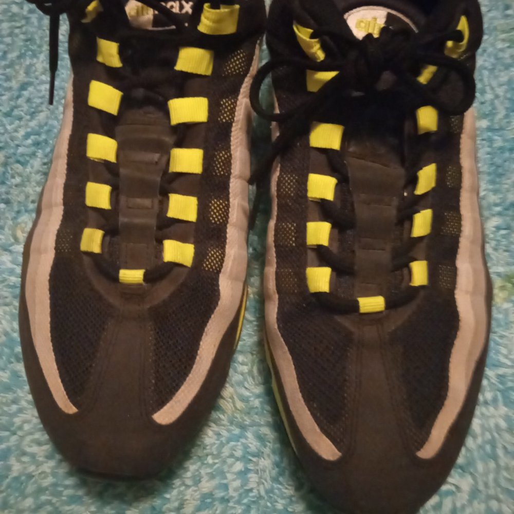 Men gently used Neon Green, Grey, & Black Air Max